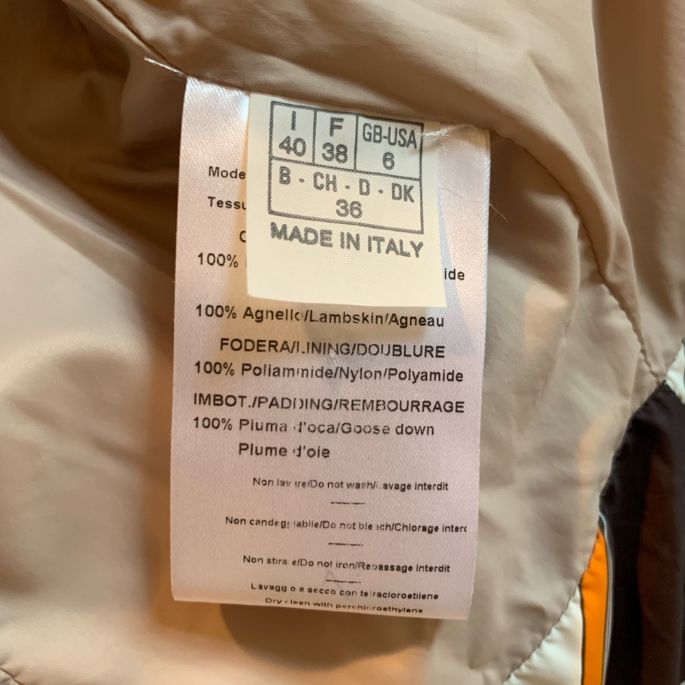 Emilio Pucci down vest size 6 - Picture 4 of 9